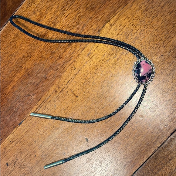 Vintage Bolo Tie Pink Stone, Rhondite - Picture 2 of 8